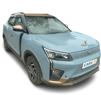 Mahindra XUV400-img
